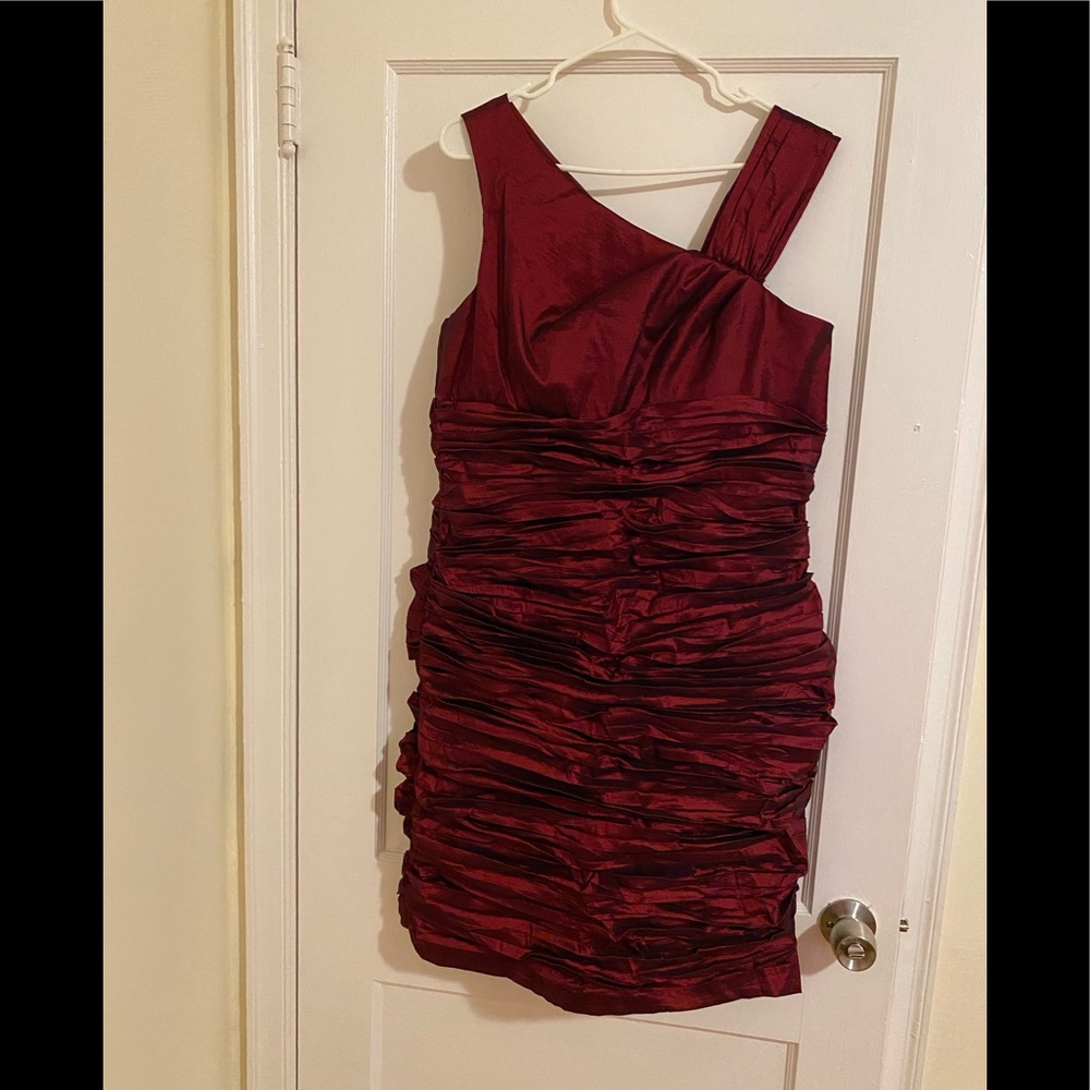 Julian Taylor formal dress
